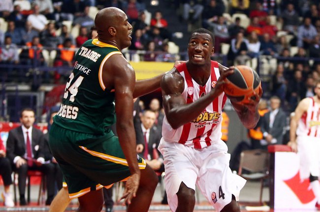 Patric Young Olympiacos