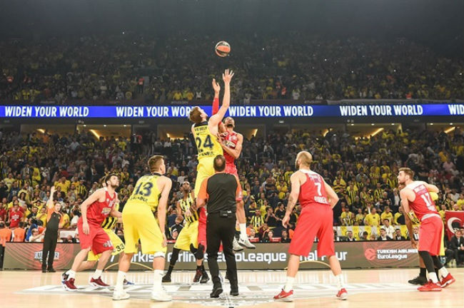 tip off championship game fenerbahce istanbul vs olympiacos piraeus final four istanbul 2017